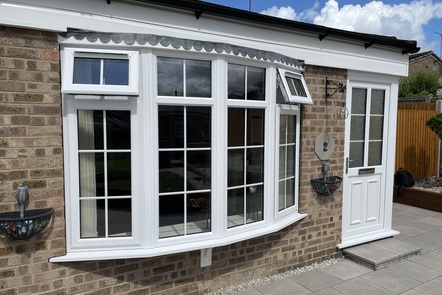 White PVCu Bow Bay White PVCu Bow Bay,